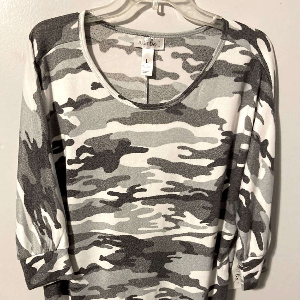Grey camo blouse